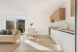 Photo 14- click for photo gallery